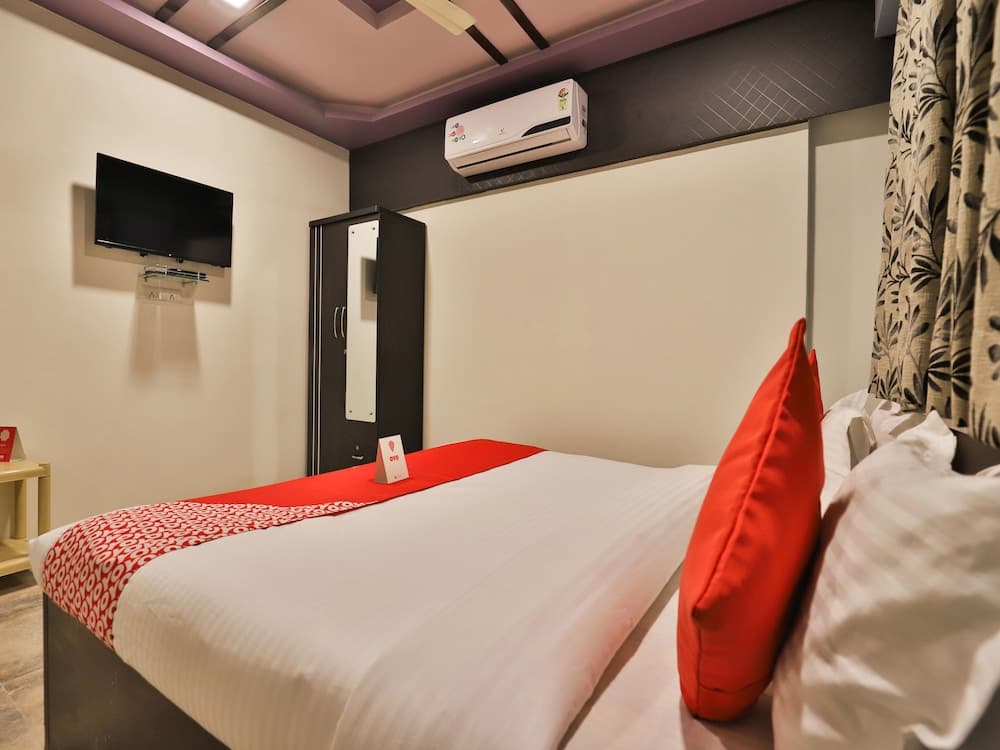 OYO 12182 Hotel Shekhawat Palace