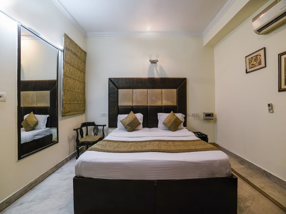 OYO 1768 Home Stay The Divine Home