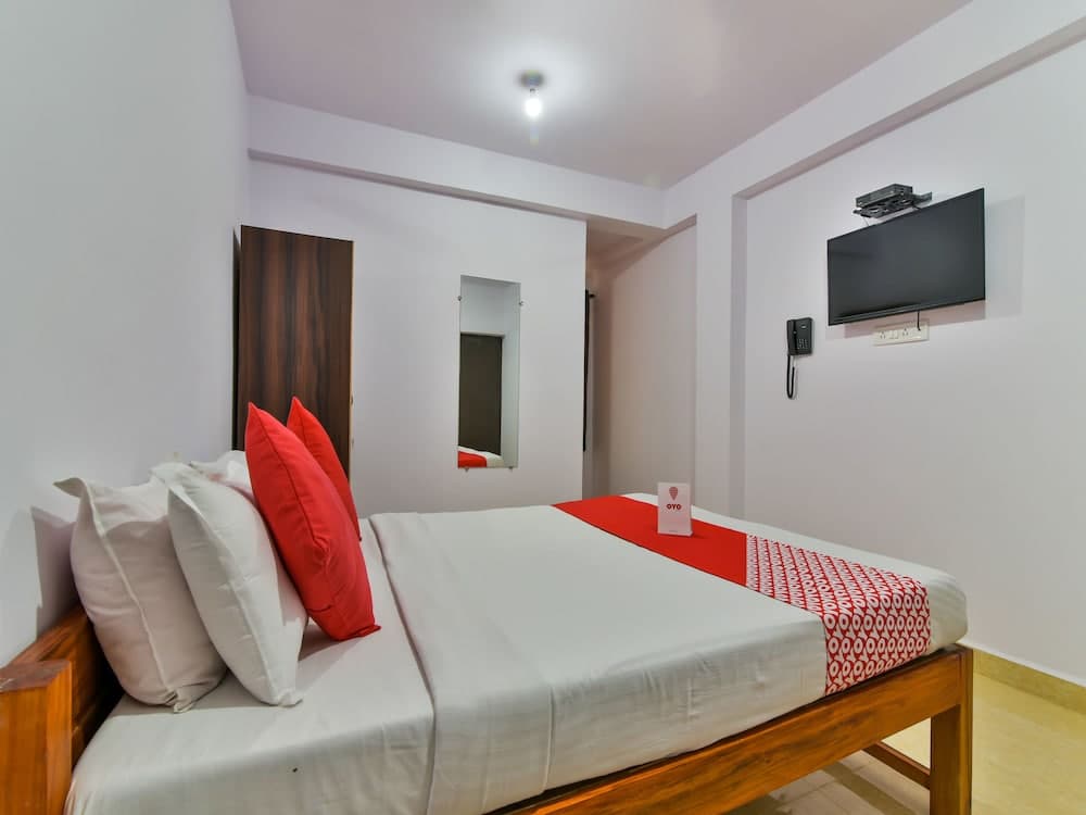 OYO Flagship 12884 Neelratna Guest House