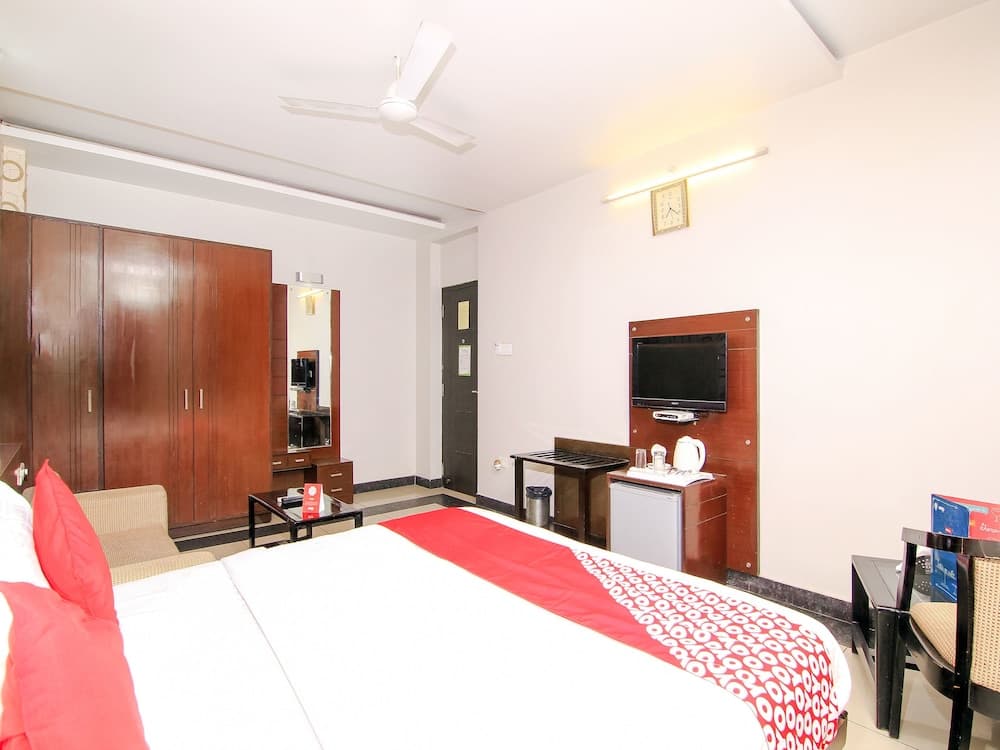 OYO 14016 Stay Inn International