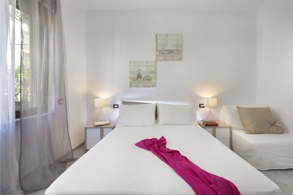 Sorrento Flower Rooms