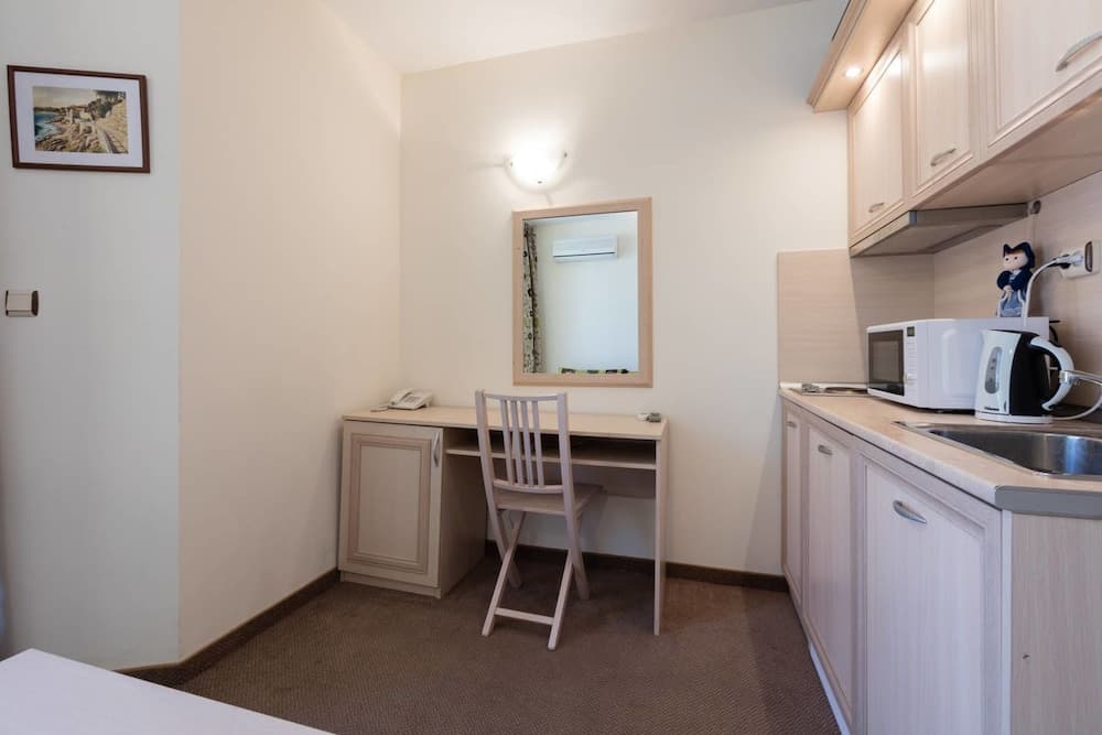 One Bedroom Apartment with Balcony