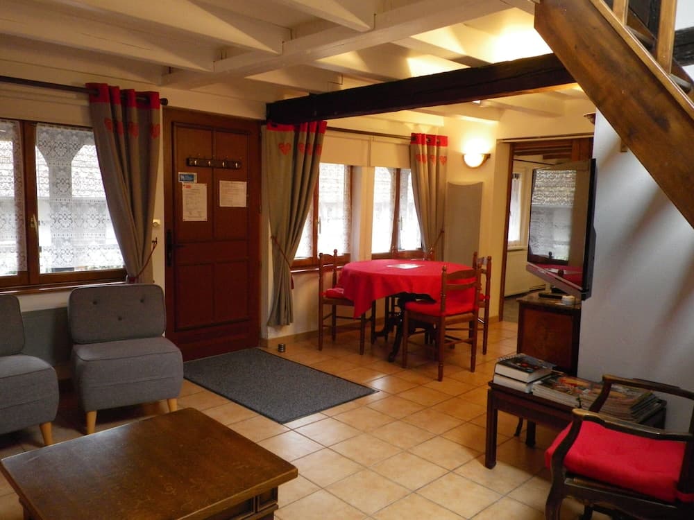 Gîtes et Chambre d'Hôtes A l'Arc en Ciel