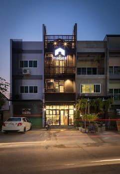 Yindee Travellers Lodge - Hostel