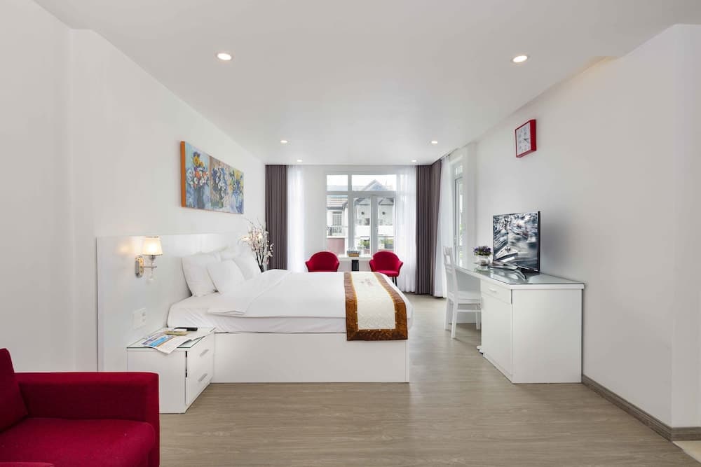 Vien Dong Hotel 7 Phu My Hung