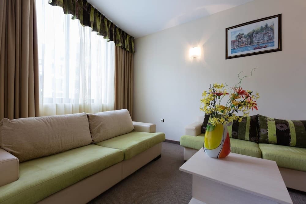 One Bedroom Apartment with Balcony