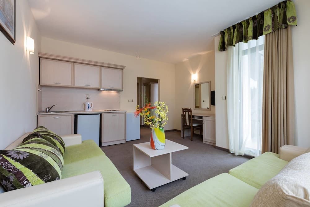 One Bedroom Apartment with Balcony