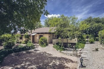 Hotel Rural Pago de Tharsys