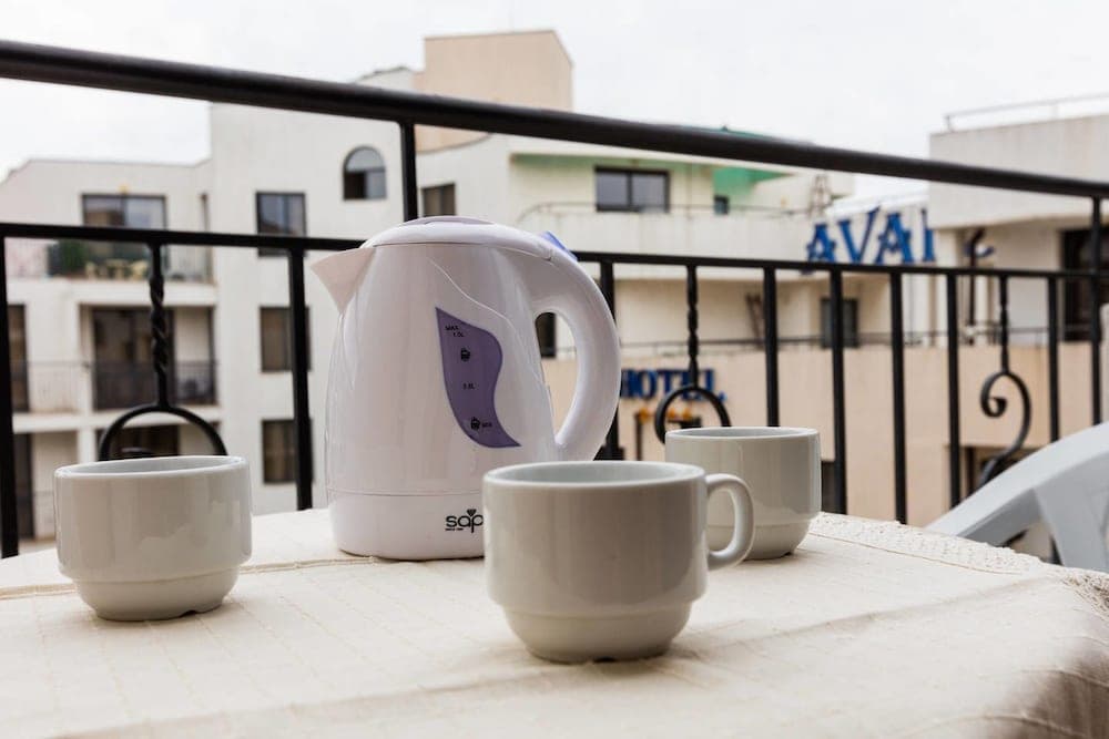 Studio with Balcony & Pool View