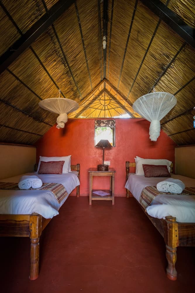 Jollyboys Camp - Hostel