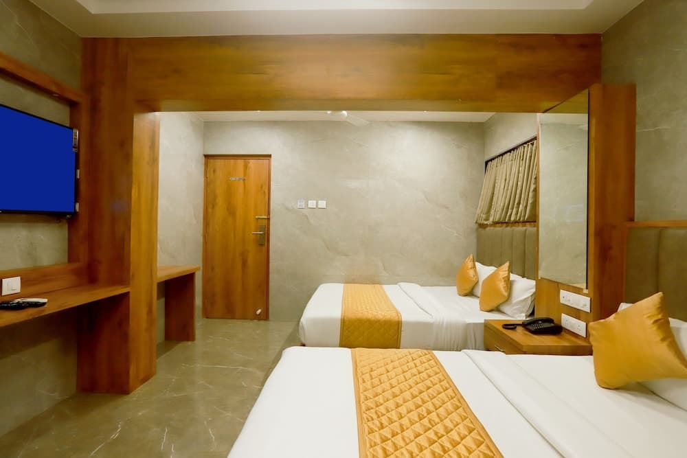 Hotel Karishma Dadar