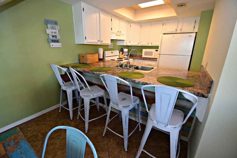 Lagoon Run 308 3 Bedroom Condo by Redawning