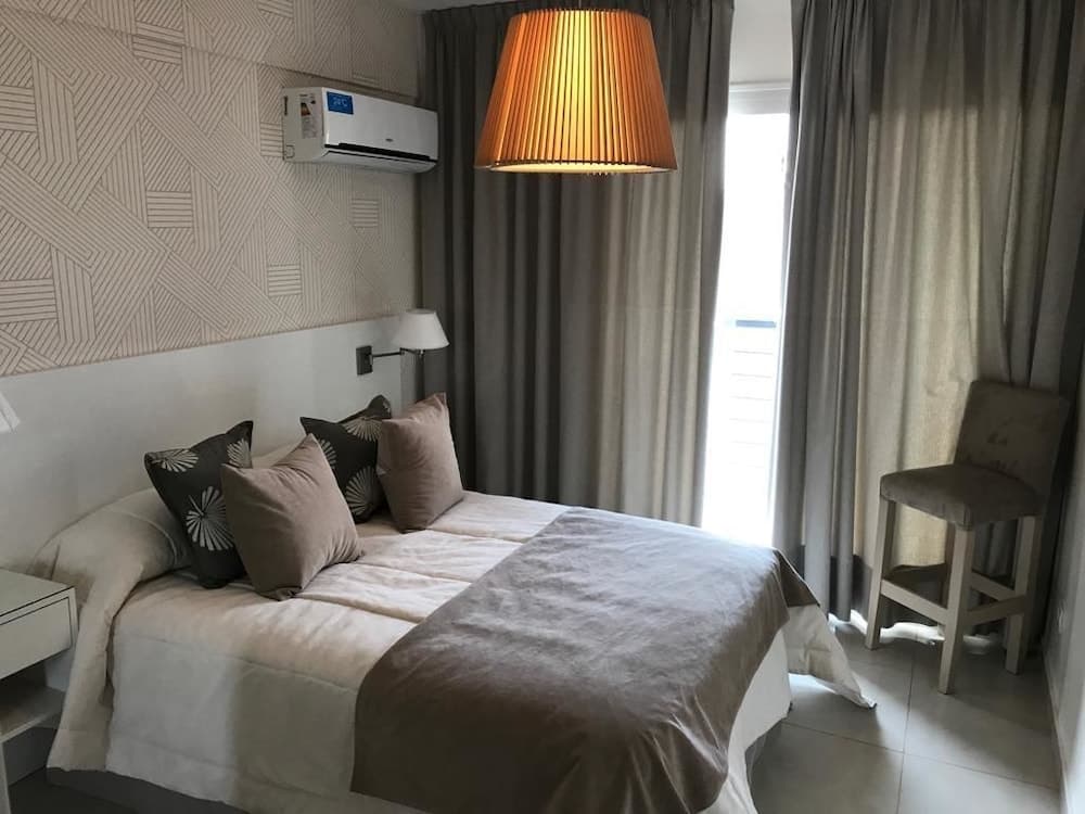 9 de Julio Park Suites