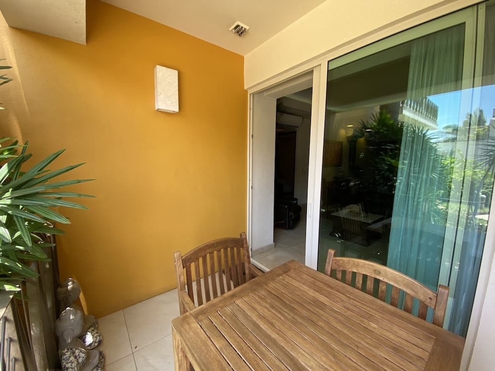 V177 - 106 Villa Evana