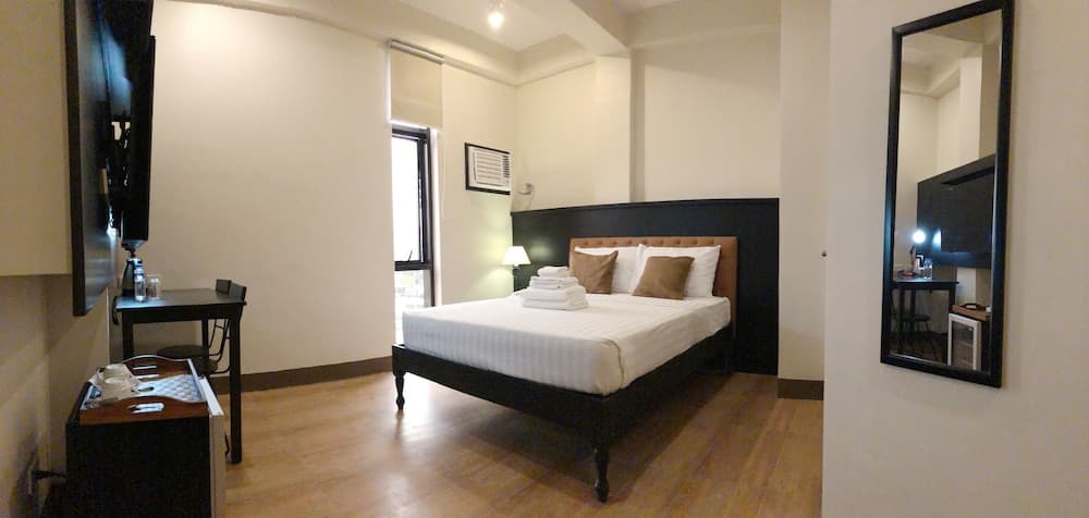 Achievers Airport Hotel