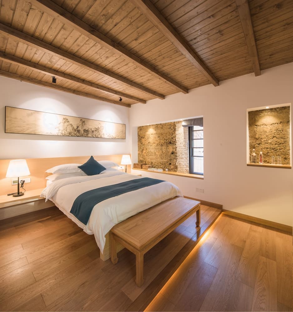 Anji Valley House Hotel