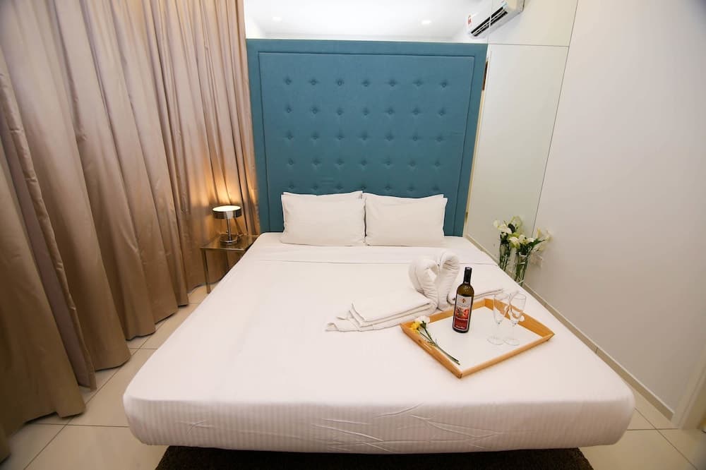 Robertson Premier Suites by Subhome