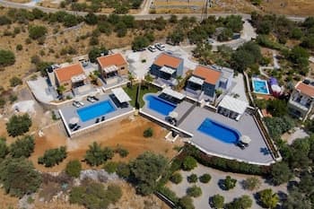 Electra Villas at Kokkino Chorio