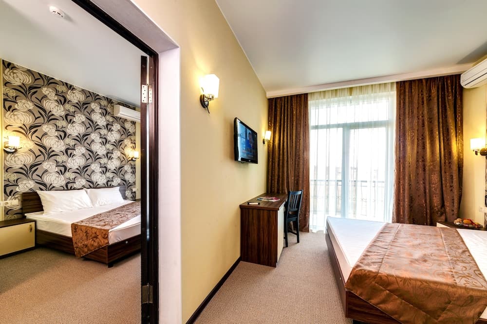 Salvadore Holiday Hotel & Aqua-zone Gelendzhik