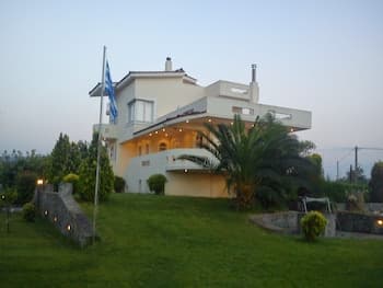 Agiokampos Luxurious Resort