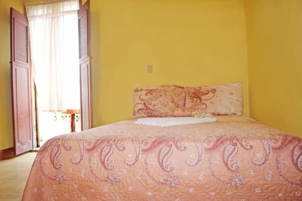 Diamonds Hotel Boutique