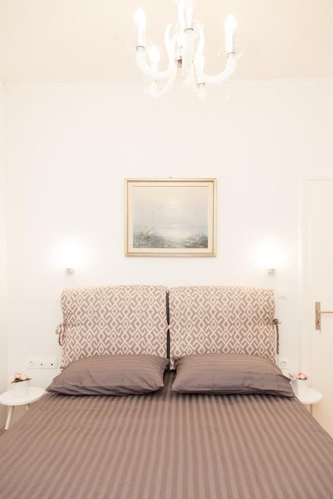 Adorable Kolonaki Apartment in Great Location