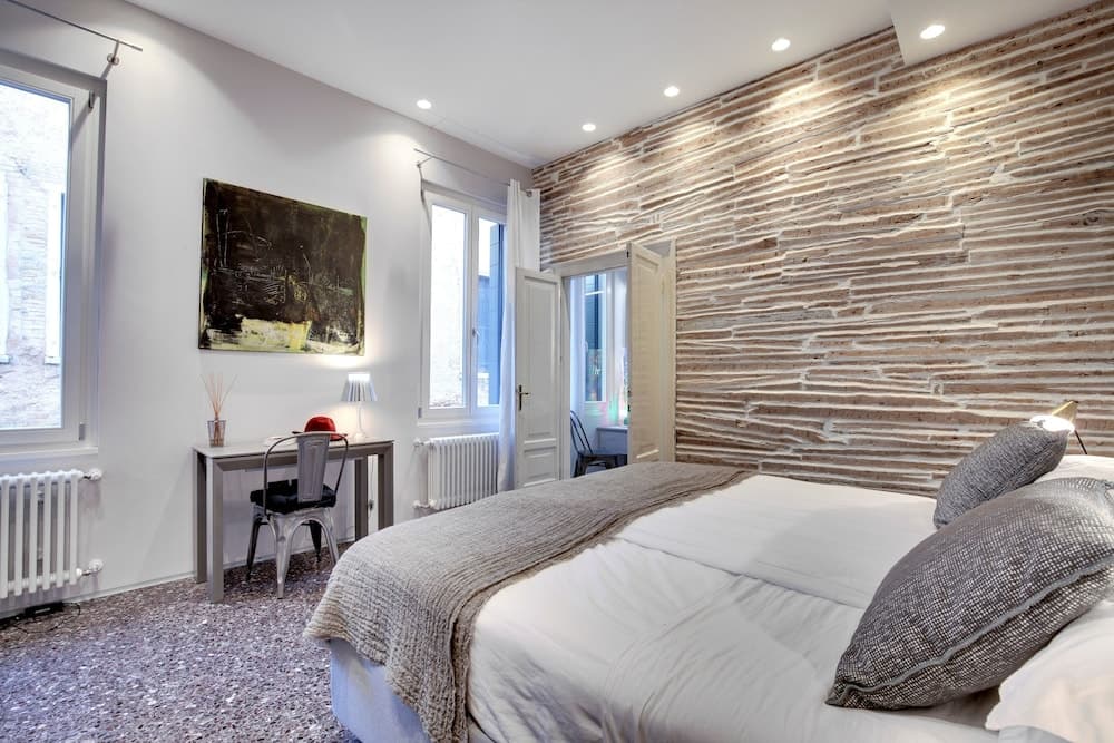 Stunning Modern Apartment in the Heart of Venice