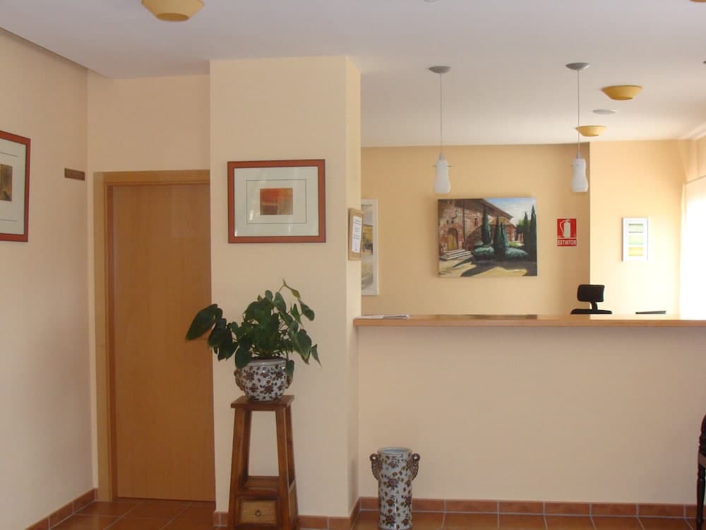 Apartamentos El Portón de la Sierra