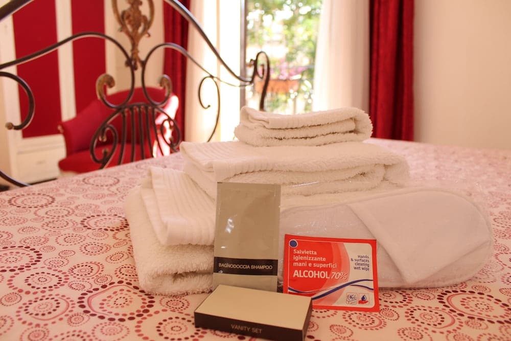 Palazzo Cutelli LGBTQ House