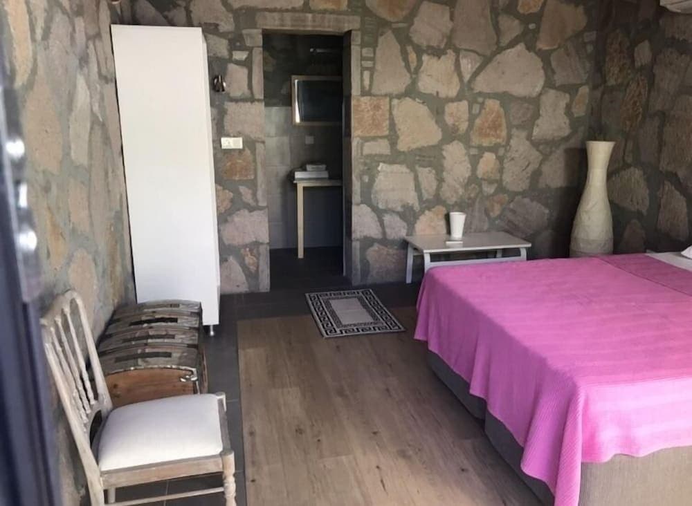 Cumhur Yesilirmak Butiqe Hotel