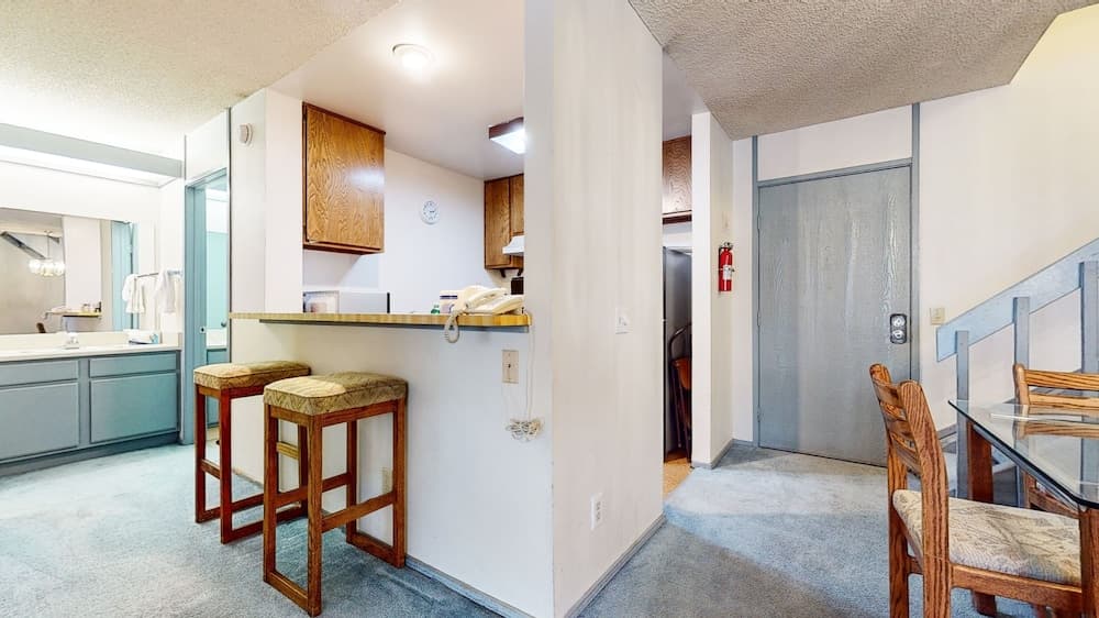 Summit #280 2 Bedroom Condo