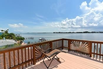 Bay Winds113 3 Bedroom Condo by Redawning