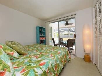 Pleasant Palms 3 Bedroom Home by Redawning