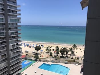 Coral Beach Front  1 bedroom  2 bathrooms apartment