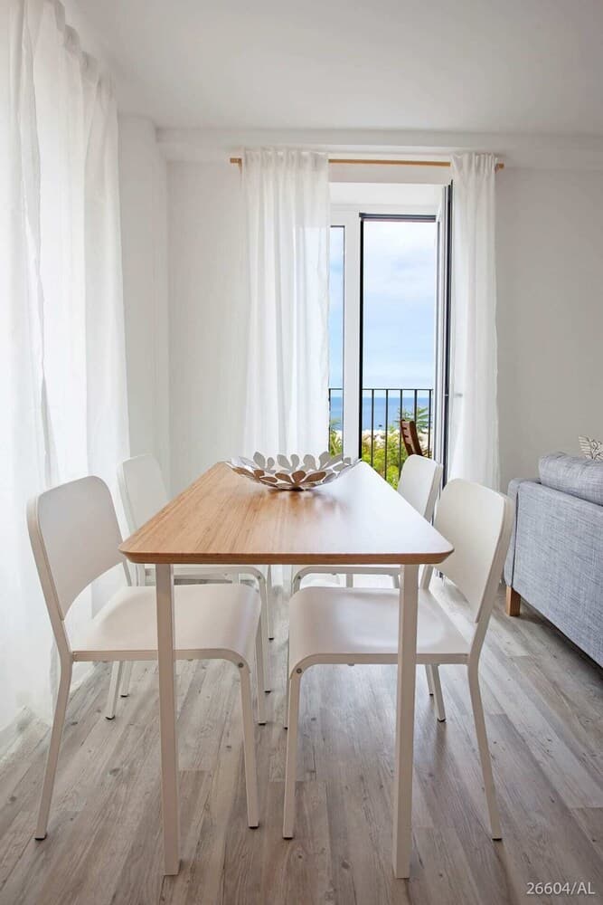 Zona Velha II by An Island Apart