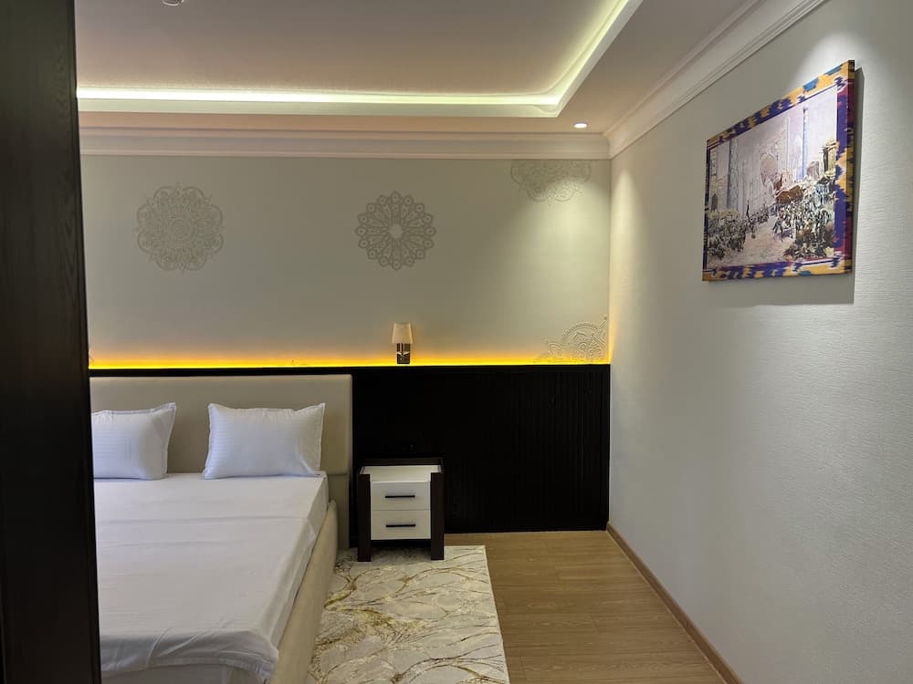 Karim Parkside Hotel