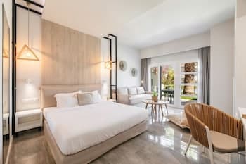 Minthi Boutique Apartments