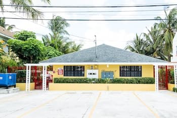 Brownstone Sea Beach