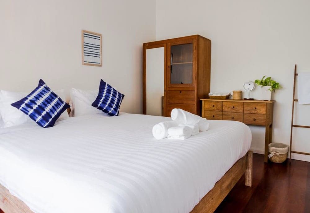 18 In Town - Adults Only