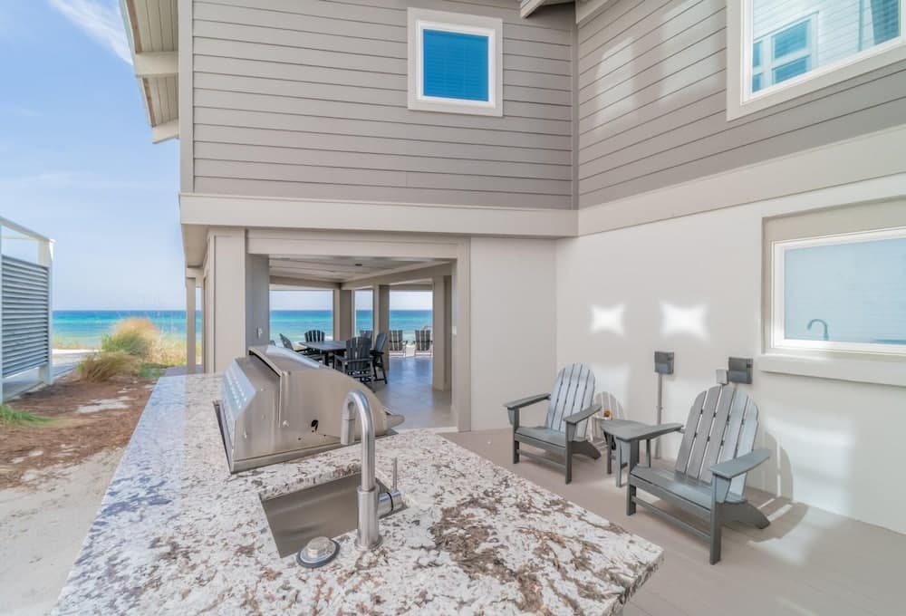 Nifty Shades Of Gray 5 Bedroom Home by RedAwning