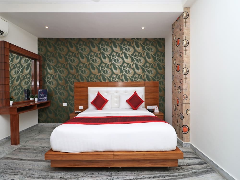 OYO 13773 The Shoba Estate