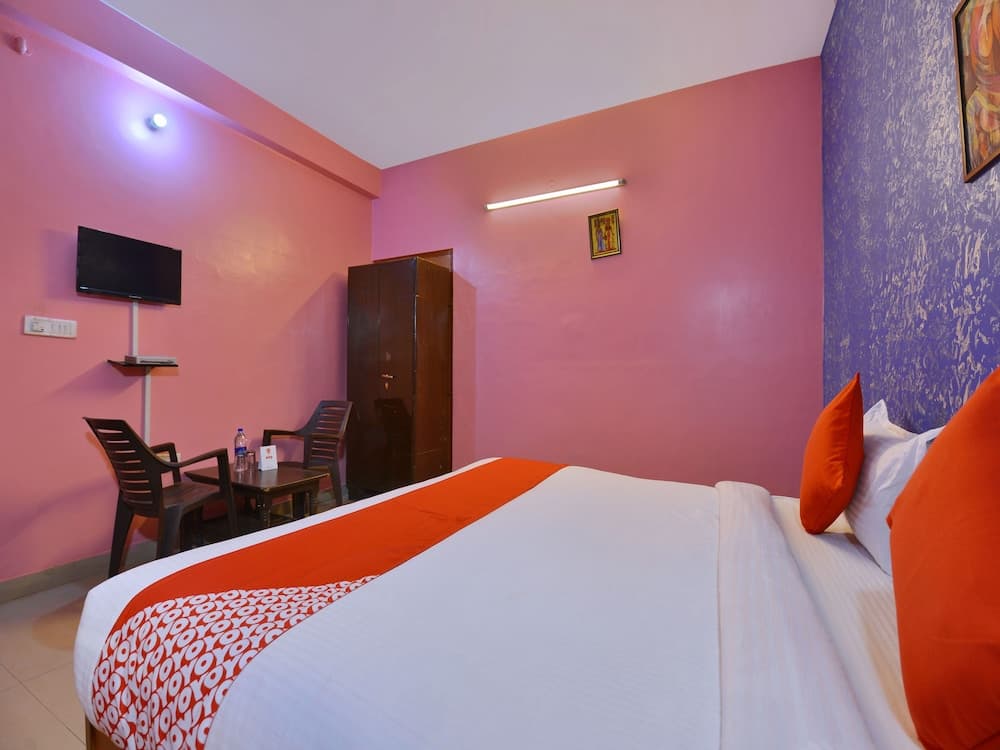 OYO 13096 Braj Haveli