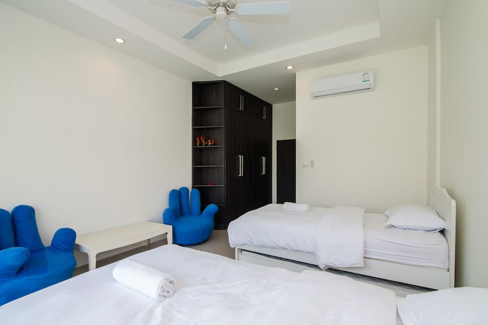 Private  4 Bedroom Pool Villa L28