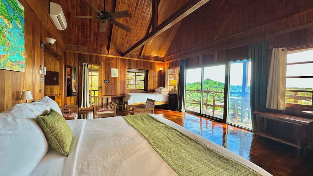 Palau Carolines Resort