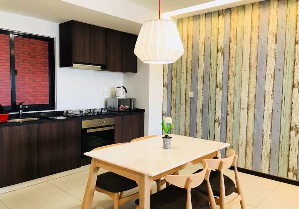 Little Cabin Sunrise Seaview Studio