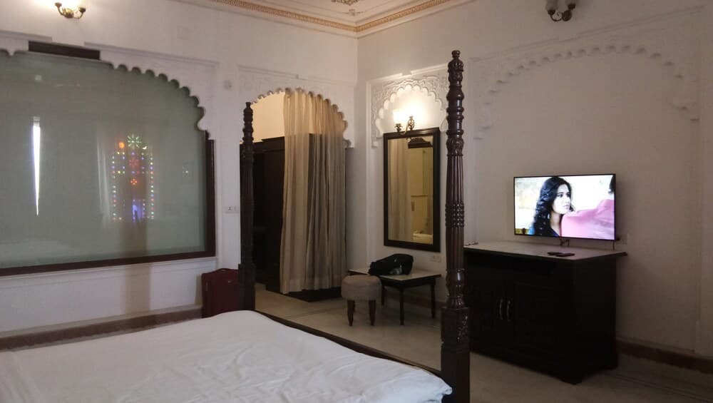 Hotel Raj Kuber