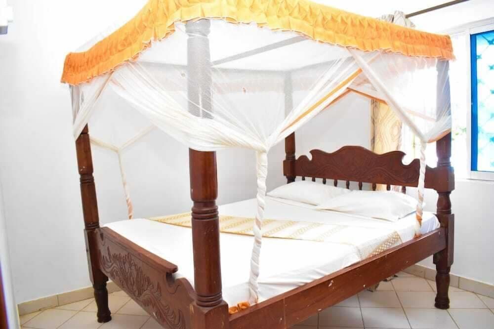 Kinondoni Diamond Hotel