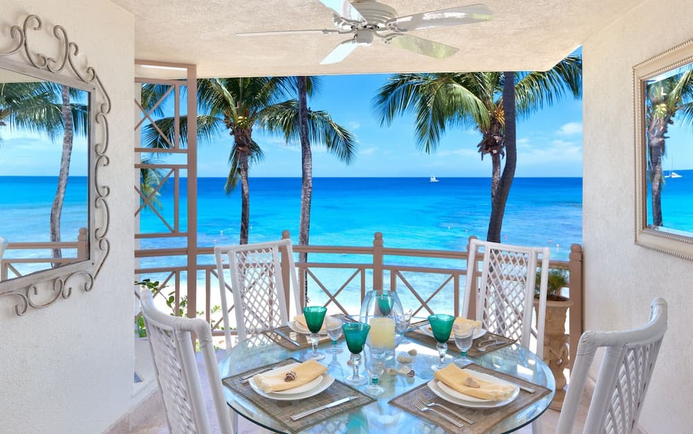 Reeds House Penthouse 12 by Altman