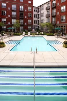 Bluebird Suites in Downtown Providence