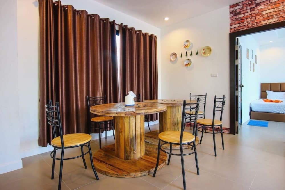 Lovely-Home Pool Villa